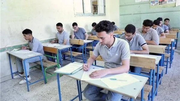 70% كحد أدنى للقبول في الجامعات لطلاب الدبلومات الفنية 70% كحد أدنى للقبول في الجامعات لطلاب الدبلومات الفنية