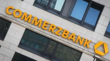 كوميرتس بنك يخطط لتنفيذ عملية نقل مخاطر ضخمة بقيمة مليارين يورو.
