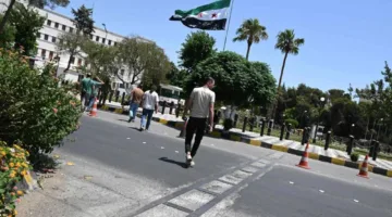 رابطة العالم الإسلامي تعبر عن استنكارها للغارات الإسرائيلية على سوريا وتعتبرها أسلوباً عدوانياً.