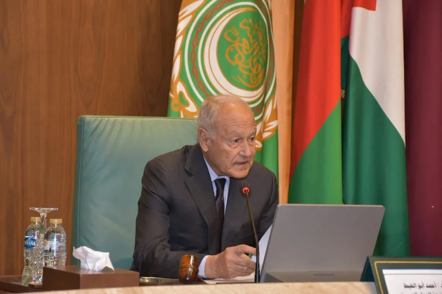 بيان موحد لإنهاء الصراع في غزة.. أبو الغيط يدعو إلى تحقيق الأفعال من خلال الضغط الفعّال بيان موحد لإنهاء الصراع في غزة.. أبو الغيط يدعو إلى تحقيق الأفعال من خلال الضغط الفعّال