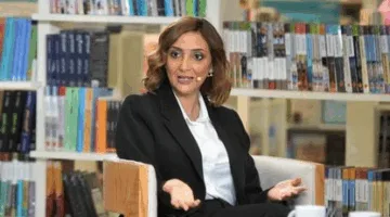 نورا ناجي تحصد جائزة رضوى عاشور للأدب العربي في نسختها الأولى