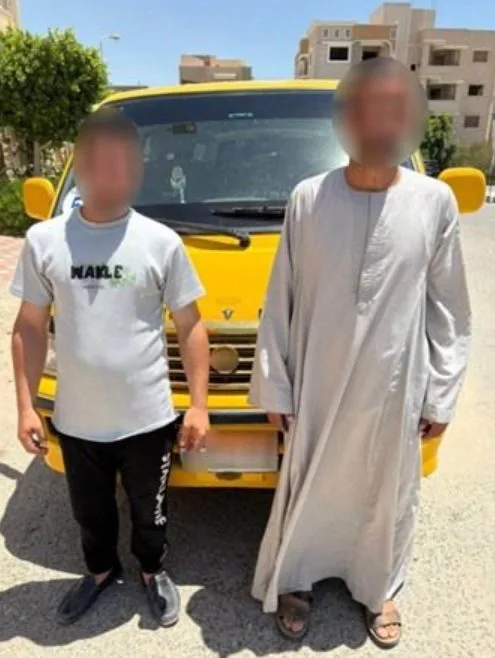القبض على المشتبه بهم في الاعتداء على سائق تاكسي في المنيا القبض على المشتبه بهم في الاعتداء على سائق تاكسي في المنيا
