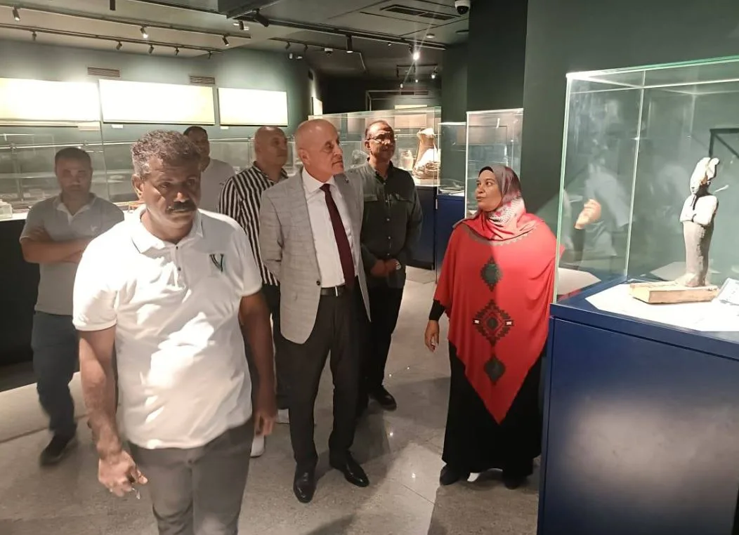 محافظ الأقصر يزور متحف التحنيط ويثني على أصالة الحضارة المصرية محافظ الأقصر يزور متحف التحنيط ويثني على أصالة الحضارة المصرية