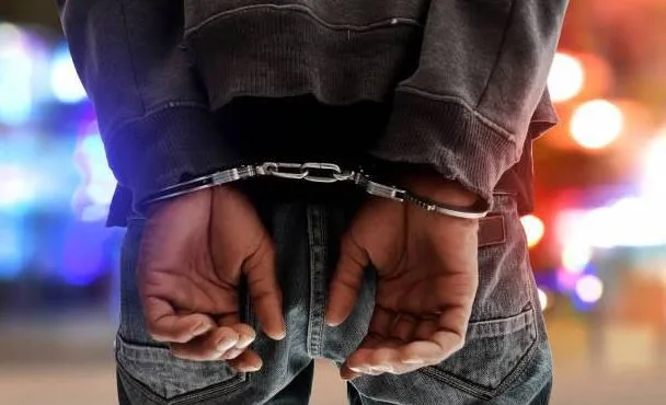 محكمة صينية تقضي بالسجن لمدة 3 سنوات ونصف لياباني بتهمة التجسس محكمة صينية تقضي بالسجن لمدة 3 سنوات ونصف لياباني بتهمة التجسس