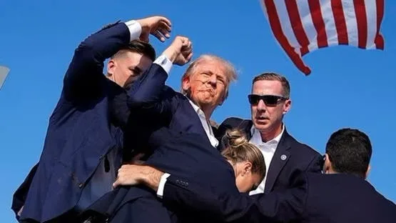 الشخص المتهم بمحاولة اغتيال ترامب يسعى لتمثيل نفسه في الدعوى القضائية ضده في فلوريدا. الشخص المتهم بمحاولة اغتيال ترامب يسعى لتمثيل نفسه في الدعوى القضائية ضده في فلوريدا.