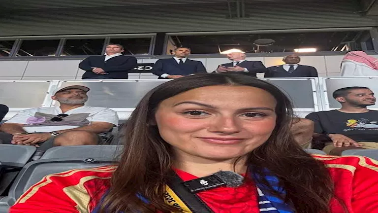 8 لقطات من احتفال ابنة ميشيل يانكون وزوجها بفوز الهلال 8 لقطات من احتفال ابنة ميشيل يانكون وزوجها بفوز الهلال