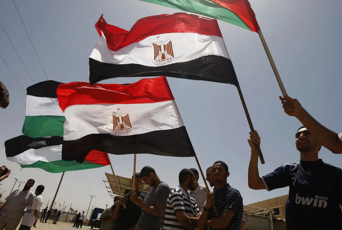 مصر تعزز جهودها لإعادة استئناف المحادثات غير المباشرة بعد إعلان حماس قبولها لوقف مؤقت لإطلاق النار مع إسرائيل
