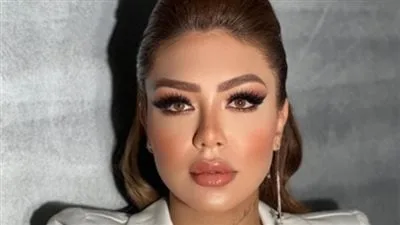 القبض على هدير عبدالرازق وزوجها السابق بعد انتشار فيديو الاعتداء على البلوجر في شقتها