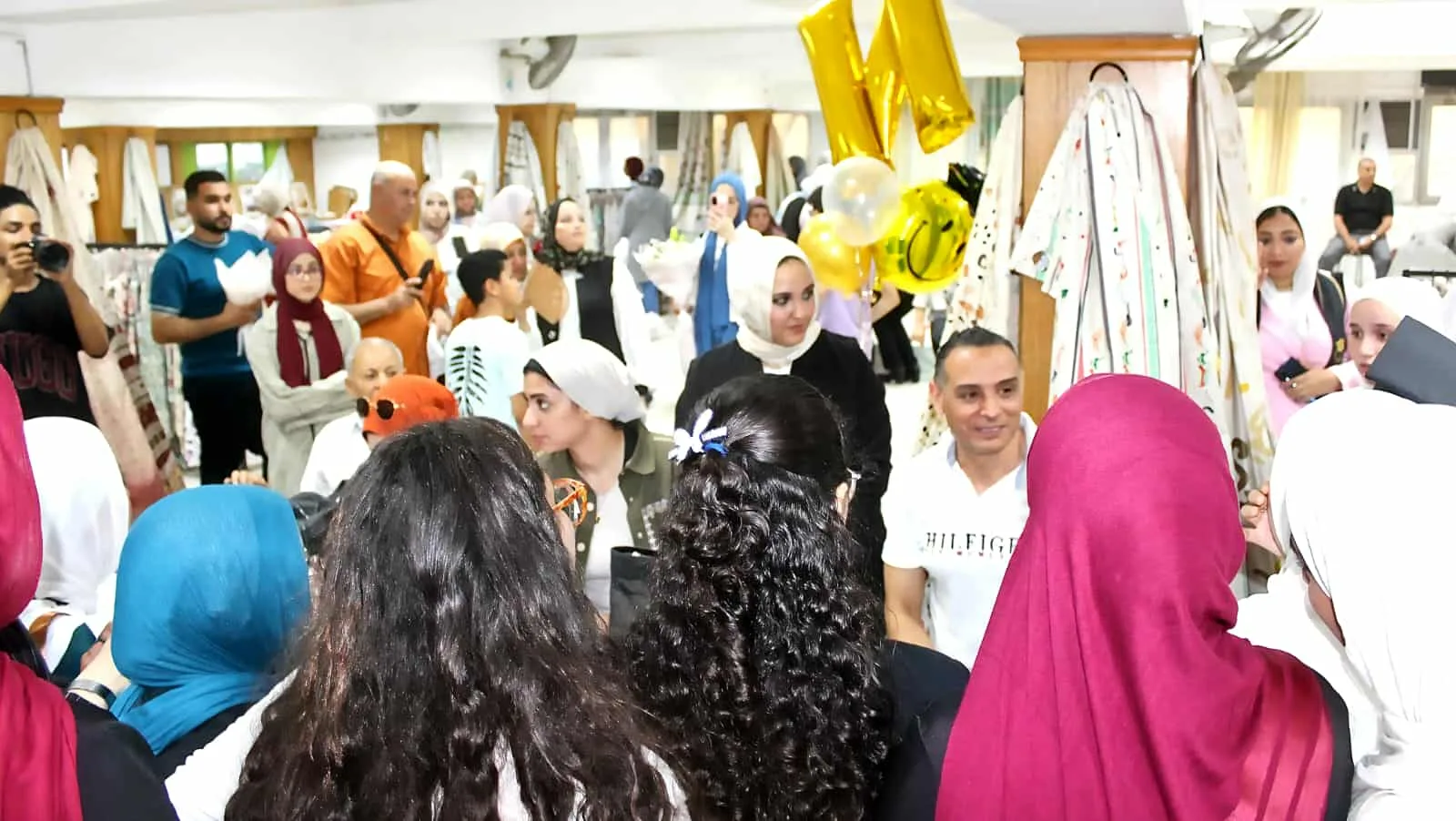إطلاق معرض تطوير الصناعات والمشاريع الصغيرة في مجال طباعة المنسوجات بفنون تطبيقية حلوان إطلاق معرض تطوير الصناعات والمشاريع الصغيرة في مجال طباعة المنسوجات بفنون تطبيقية حلوان