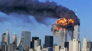 تبقى القضية المرفوعة ضد المتهم بأنه المخطط لرؤوس الهجمات في 11 سبتمبر، خالد شيخ محمد، معلقة بعد قرار محكمة الاستئناف بإلغائها هذا الأسبوع.