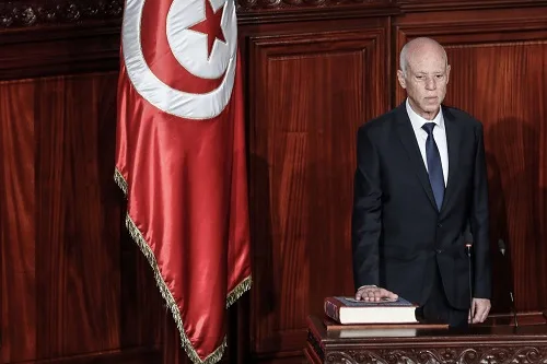القضاء التونسي يفرض عقوبات صارمة على سياسيين من بينهم الغنوشي ورئيس حكومة سابق القضاء التونسي يفرض عقوبات صارمة على سياسيين من بينهم الغنوشي ورئيس حكومة سابق