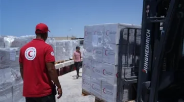 الهلال الأحمر المصري يضاعف استعداده لإغاثة غزة بـ 500,000 طن من المساعدات.