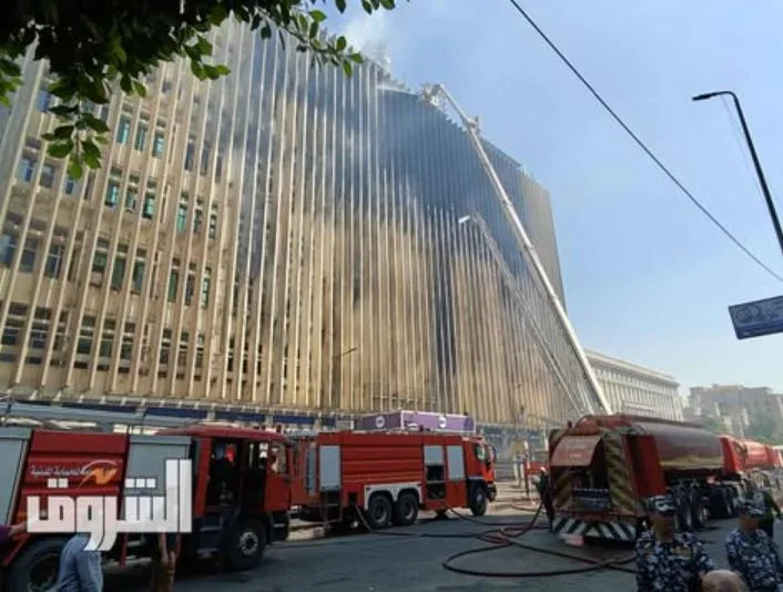 خبراء الدفاع المدني: التصميم الهيكلي لسنترال رمسيس أدى إلى تأخير إطفاء الحريق