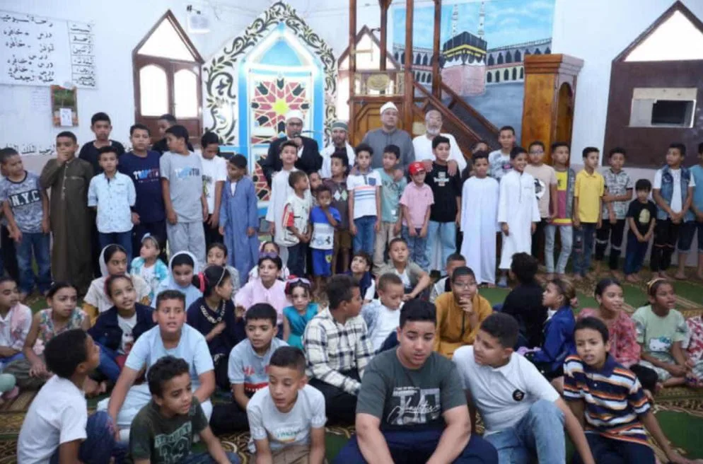 بالتعاون مع الأزهر ودار الإفتاء.. قوافل الأوقاف تجوب جميع أنحاء البلاد تحت شعار “السلام رسالة الإسلام” بالتعاون مع الأزهر ودار الإفتاء.. قوافل الأوقاف تجوب جميع أنحاء البلاد تحت شعار “السلام رسالة الإسلام”