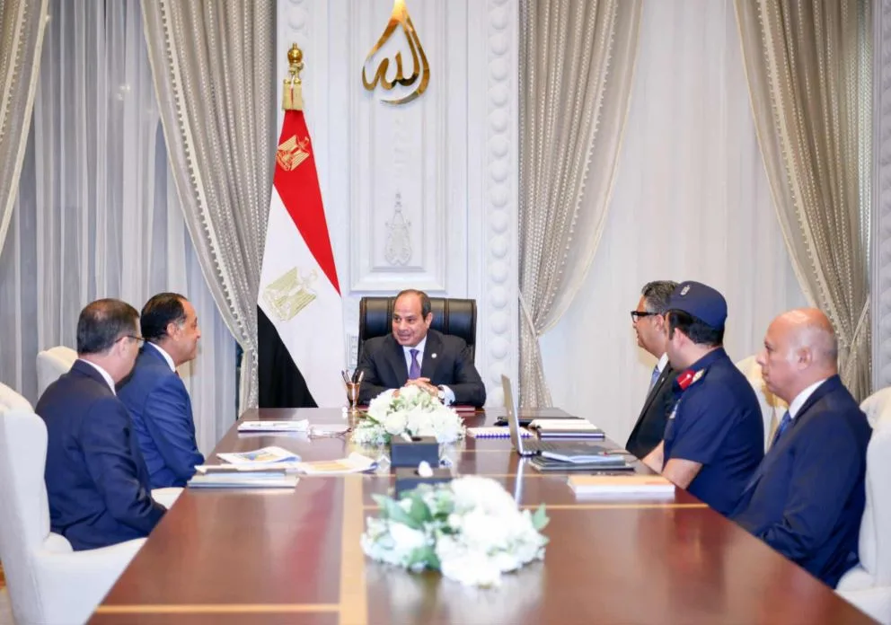 الرئيس السيسي يراقب جهود الحكومة لضمان الأمن الغذائي وتوافر السلع الأساسية.