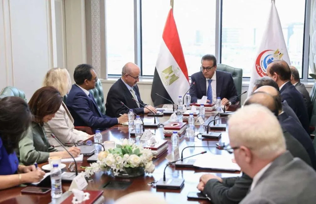 وزير الصحة يستقبل وفد من منظمة الصحة العالمية للتحضير لتجديد الاعتماد الدولي لهيئة الدواء المصرية وزير الصحة يستقبل وفد من منظمة الصحة العالمية للتحضير لتجديد الاعتماد الدولي لهيئة الدواء المصرية