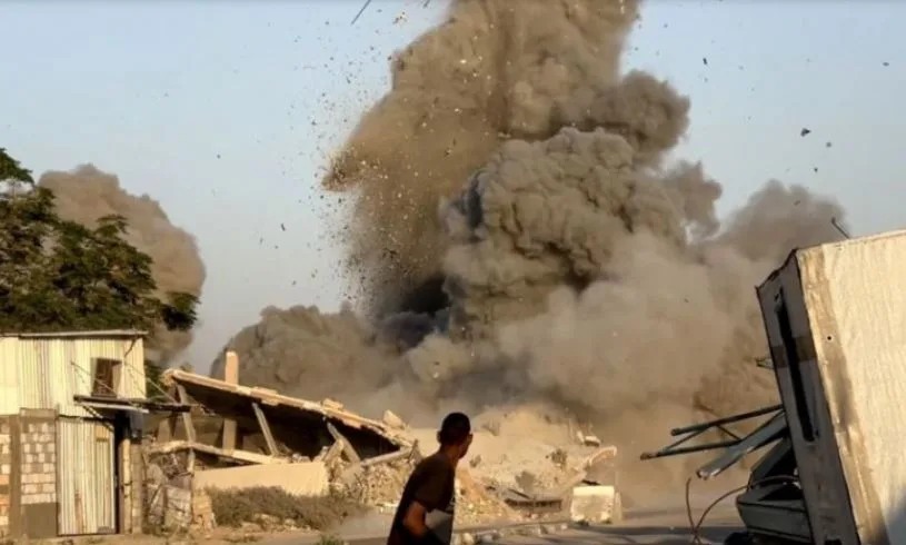 الجيش الإسرائيلي: نفذنا غارات على 130 موقعاً في غزة خلال 24 ساعة الجيش الإسرائيلي: نفذنا غارات على 130 موقعاً في غزة خلال 24 ساعة