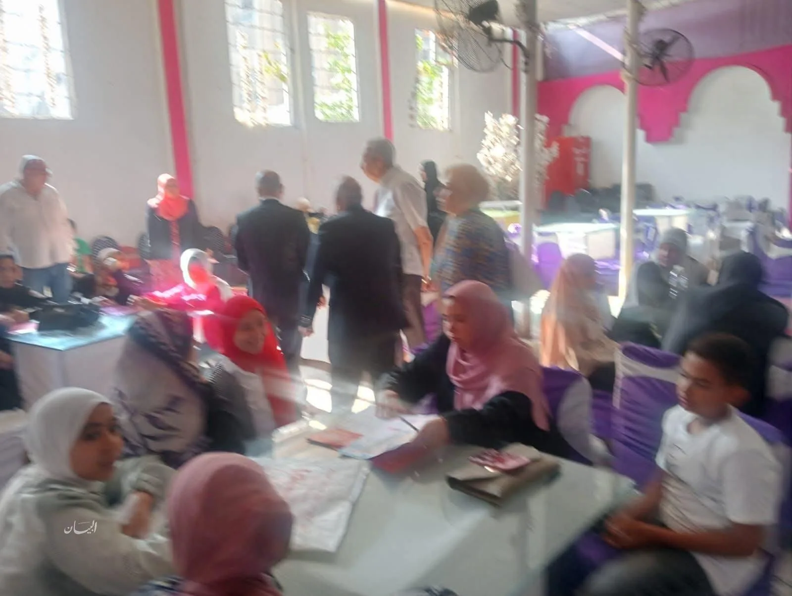 محافظ الغربية يأمر بحل مشكلة الازدحام في الفحوصات الطبية بزفتى محافظ الغربية يأمر بحل مشكلة الازدحام في الفحوصات الطبية بزفتى