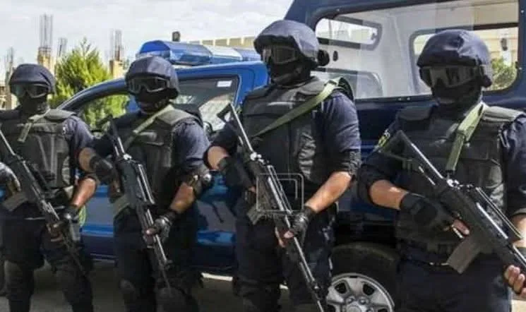 حملة أمنية شاملة في أسوان تؤدي إلى القبض على 4 قضايا وتنفيذ 819 حكمًا قضائيًا