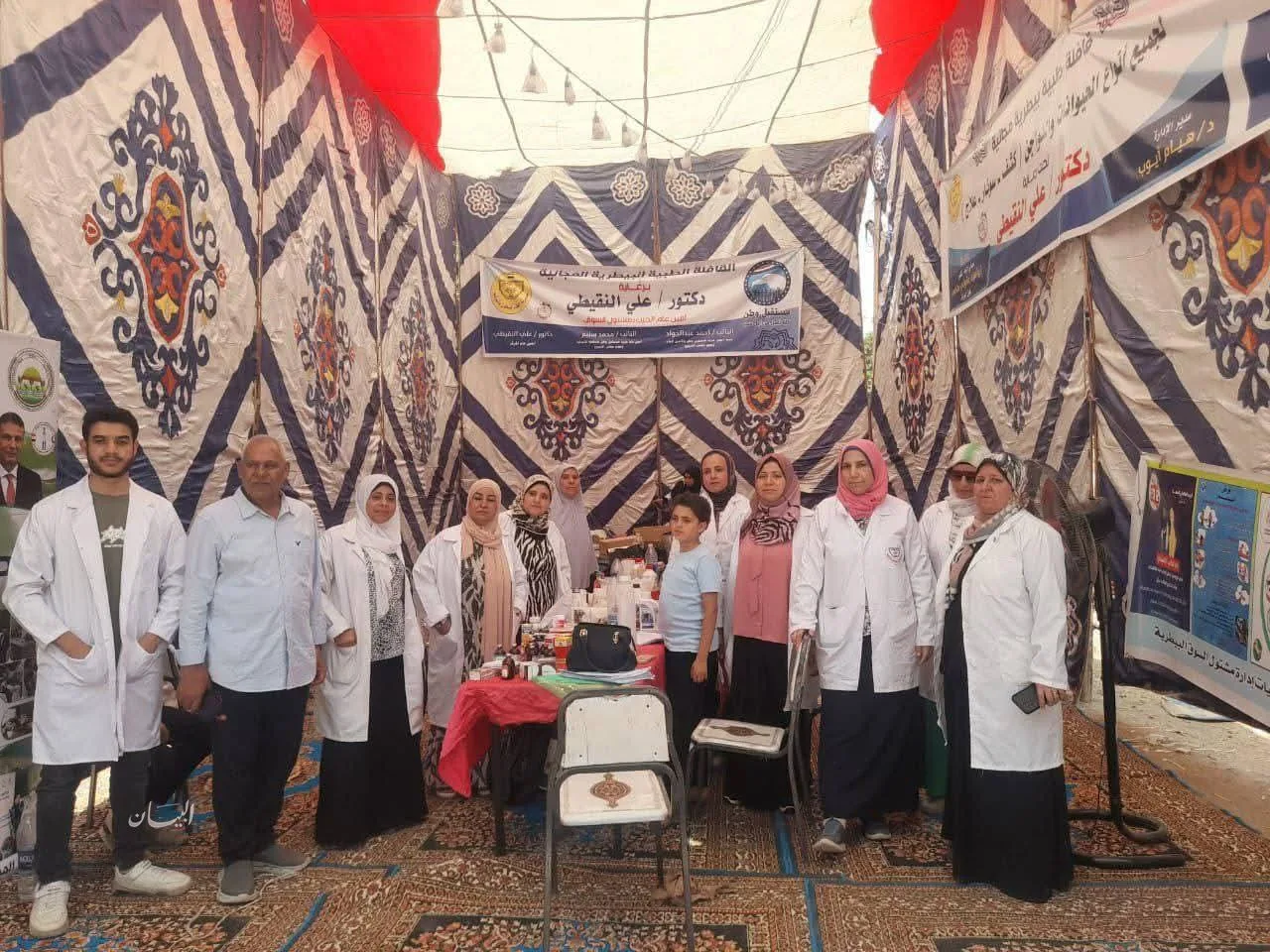 البيطرى في الشرقية يقيم قافلة طبية مجانية للعلاج البيطرى في قرية سلمنت البيطرى في الشرقية يقيم قافلة طبية مجانية للعلاج البيطرى في قرية سلمنت