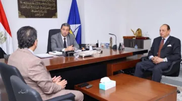 أيمن الشهابي يستضيف حسام شبكة، مدير جهاز تنمية المشروعات الصغيرة والمتوسطة.