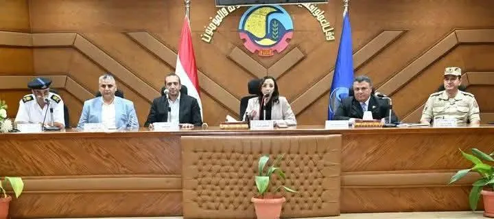 محافظة البحيرة تُعد 628 مركزاً انتخابياً مع إنشاء 633 لجنة فرعية لاستقبال 4,351,751 ناخباً وناخبة. محافظة البحيرة تُعد 628 مركزاً انتخابياً مع إنشاء 633 لجنة فرعية لاستقبال 4,351,751 ناخباً وناخبة.