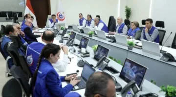 وزير الصحة يدير غرفة الطوارئ لمراقبة آثار حريق سنترال رمسيس