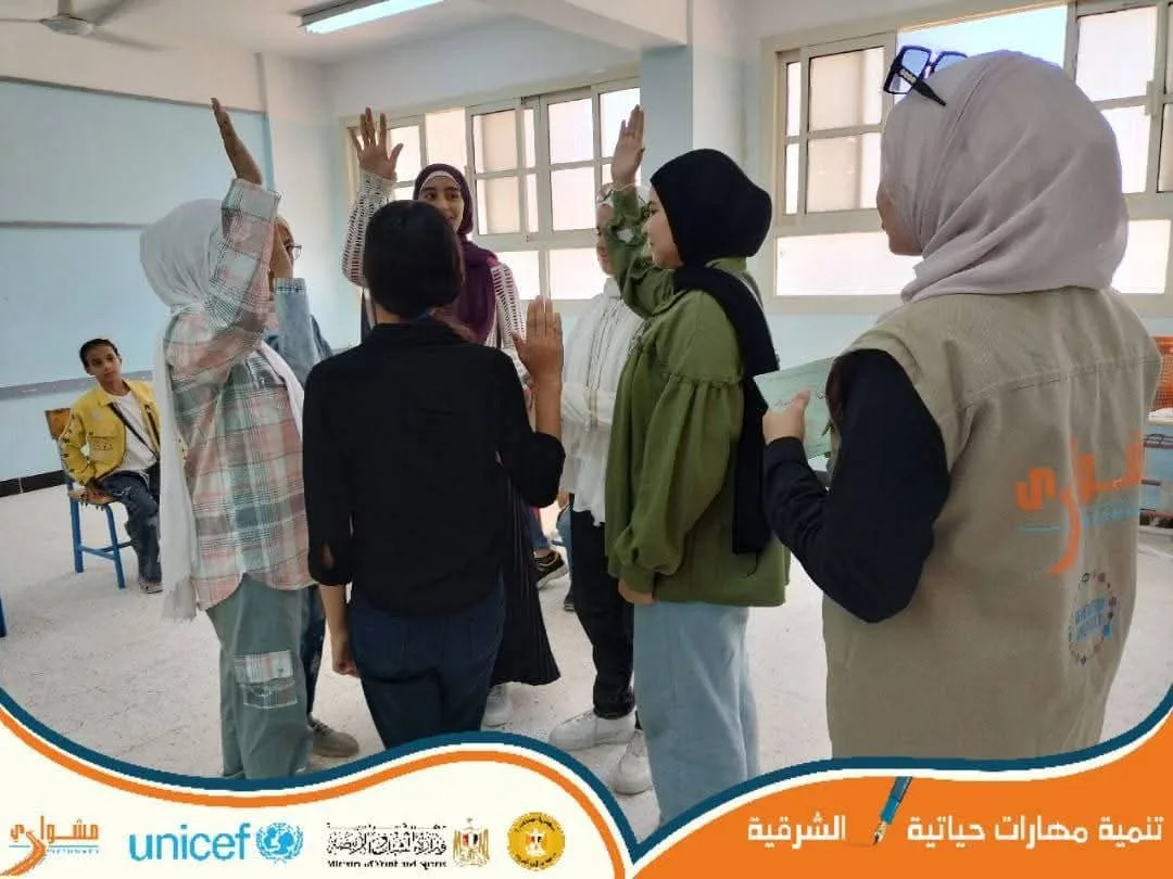 شباب الشرقية ينظمون أنشطة برنامج مشواري لأعضاء مركز شباب مدرسة في العاشر من رمضان.