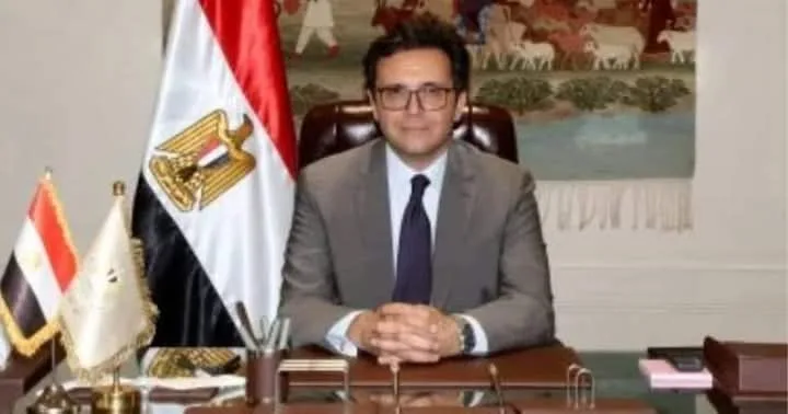 وزير الثقافة يوافق على تشكيل اللجنة العليا للدورة السابعة والعشرين من بينالي الإسكندرية. وزير الثقافة يوافق على تشكيل اللجنة العليا للدورة السابعة والعشرين من بينالي الإسكندرية.