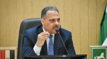إدارة البيئة في الديوان العام تراجع 39 منشأة غذائية وصناعية في الشرقية.