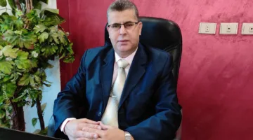 التواصل بين المدرس وطلابه