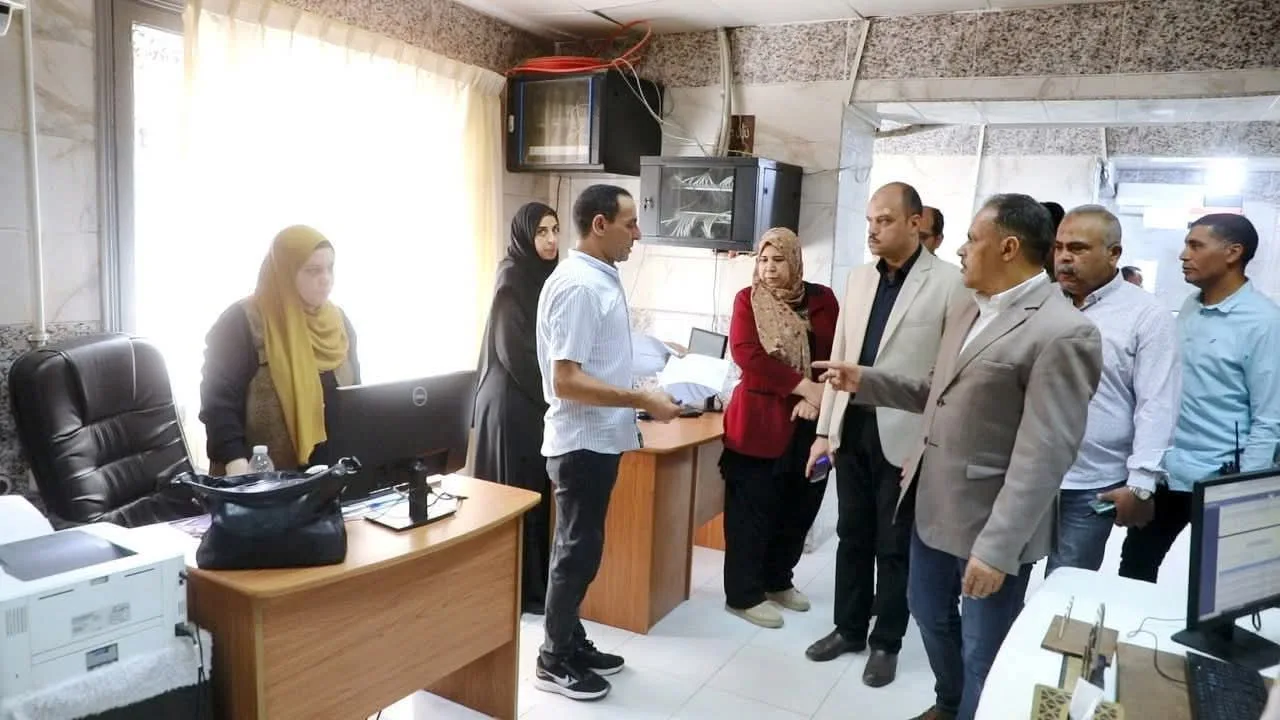 محافظ الشرقية يُنهي زيارته المفاجئة لهيهيا بتفقد تقدم العمل في المركز التكنولوجي بالمدينة محافظ الشرقية يُنهي زيارته المفاجئة لهيهيا بتفقد تقدم العمل في المركز التكنولوجي بالمدينة