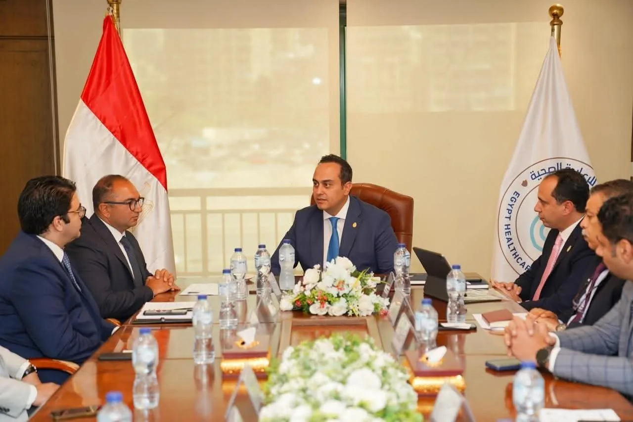 اجتماع رئيس هيئة الرعاية الصحية مع ممثلي شركتي بيوميريوكس مصر وحلول هاي فينس اجتماع رئيس هيئة الرعاية الصحية مع ممثلي شركتي بيوميريوكس مصر وحلول هاي فينس