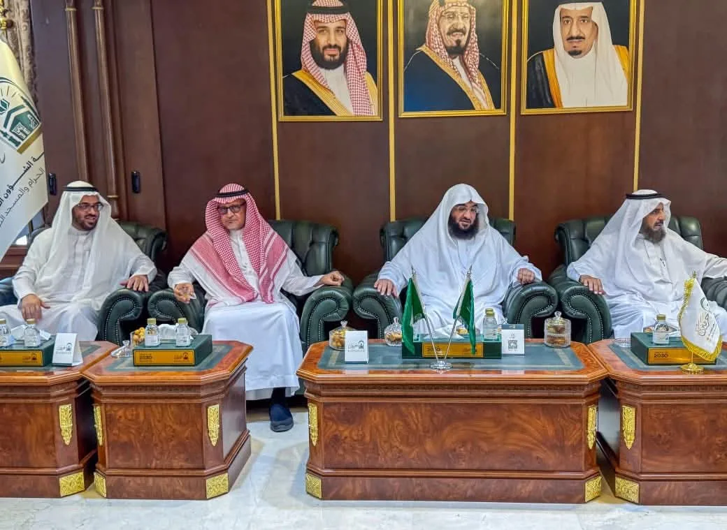 السديس يثني على جهود إدارة الشؤون الدينية في المسجد النبوي خلال موسم حج 1446