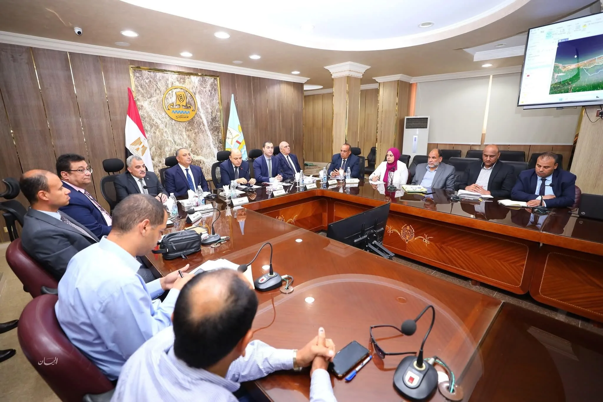 محافظ كفر الشيخ يتناول جهود تحسين وتطهير وتكريك بحيرة البرلس ويستعرض قضايا تقنين الأراضي محافظ كفر الشيخ يتناول جهود تحسين وتطهير وتكريك بحيرة البرلس ويستعرض قضايا تقنين الأراضي