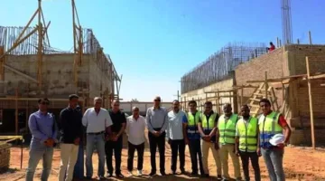 حجازي يجتمع مع محافظ أسوان وممثلي الوزارات لتسريع تنفيذ مشروعات حياة كريمة