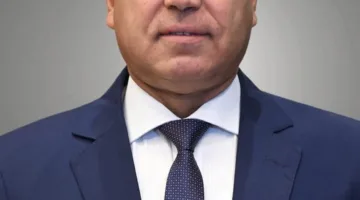 وزارة النقل تعلن عن استمرار الإغلاق الكامل المؤقت للطريق القادم من تقاطع الطريق الإقليمي مع طريق الإسكندرية الصحراوي.