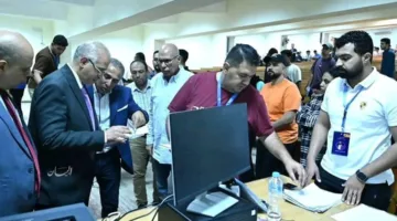 نائب رئيس الجامعة المعني بالتعليم والطلاب يزور اختبارات القدرات في كلية علوم الرياضة