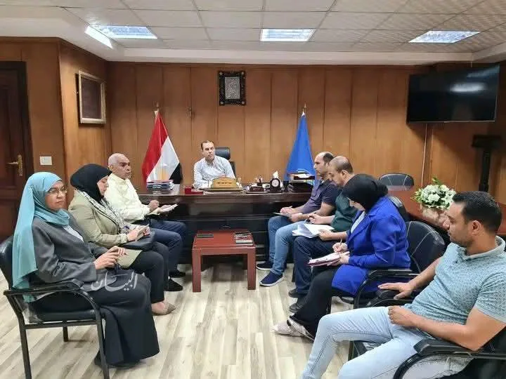 وكيل وزارة الصحة في البحيرة يتولى رئاسة اجتماع تنسيقي لتحديد وحدات المرحلة الثانية لاعتماد الرعاية الصحية الأولية. وكيل وزارة الصحة في البحيرة يتولى رئاسة اجتماع تنسيقي لتحديد وحدات المرحلة الثانية لاعتماد الرعاية الصحية الأولية.