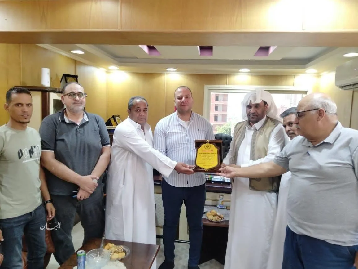 المجلس الأعلى للقبائل العربية في المحافظة يحتفي بوكيل وزارة الصحة في مطروح المجلس الأعلى للقبائل العربية في المحافظة يحتفي بوكيل وزارة الصحة في مطروح