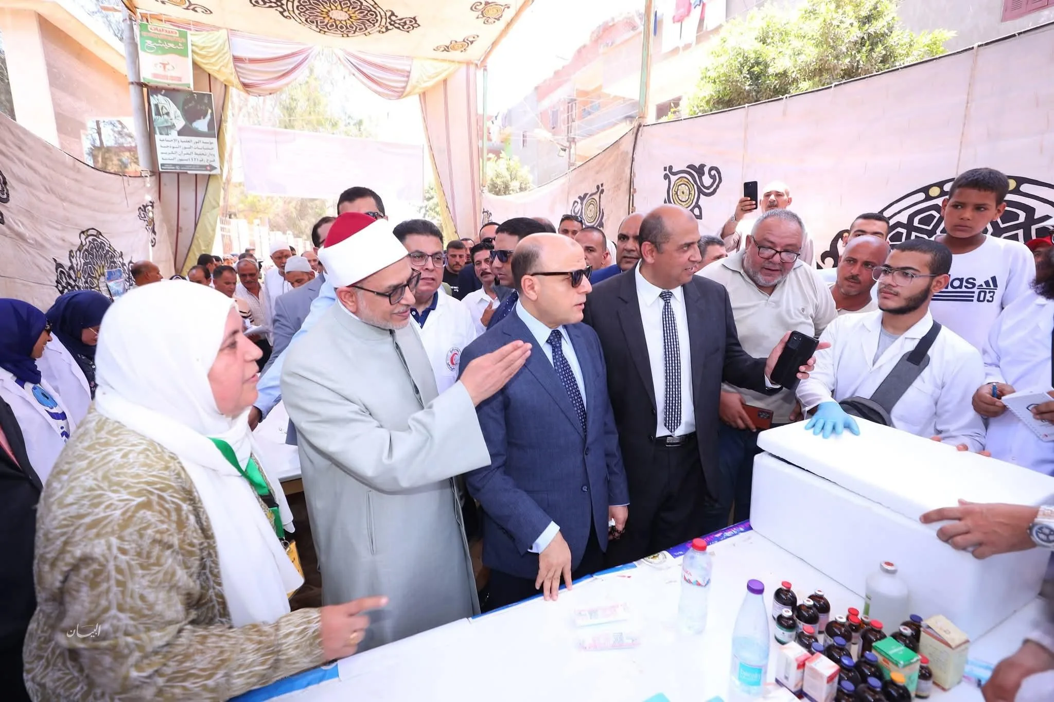 محافظ كفر الشيخ يزور القافلة الطبية التنموية الشاملة في قرية سنهور المدينة بدسوق محافظ كفر الشيخ يزور القافلة الطبية التنموية الشاملة في قرية سنهور المدينة بدسوق