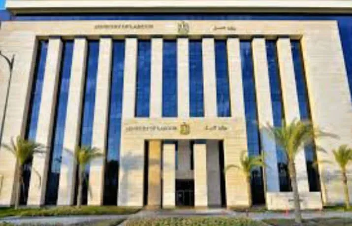 الخميس: يوم عطلة مدفوعة للعاملين في القطاع الخاص احتفالاً بذكرى ثورة 23 يوليو الخميس: يوم عطلة مدفوعة للعاملين في القطاع الخاص احتفالاً بذكرى ثورة 23 يوليو