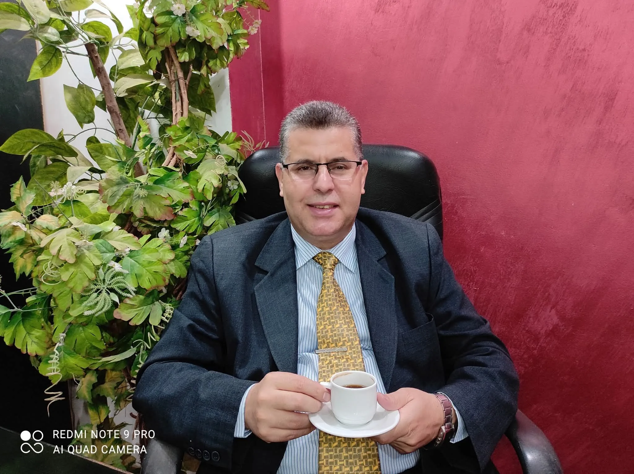 الخليفة العادل وسارية بن زنيم الخليفة العادل وسارية بن زنيم