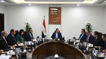 رئيس الوزراء يشرف على تحسين صناعة السكر في مصر وزيادة الإنتاج المحلي