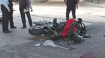 وفاة شخص نتيجة تصادم دراجة نارية كان يقودها في بلقاس