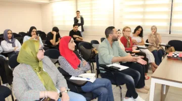 لجان تقييم الأداء العملي لطلاب قسم التسويق الإعلامي في كلية الإعلام بجامعة عين شمس