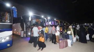 محافظ أسوان يتابع تسهيل عودة الإخوة السودانيين إلى وطنهم عبر معبر قسطل البري