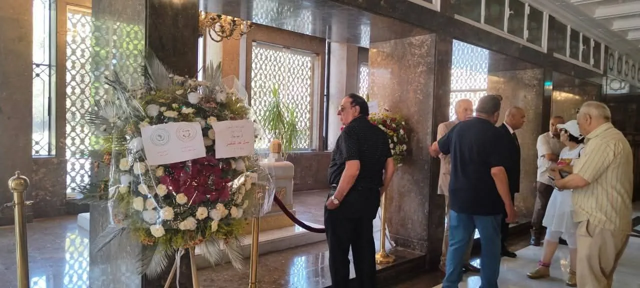 احتشاد المواطنين حول ضريح الزعيم جمال عبد الناصر لإحياء ذكرى ثورة 23 يوليو
