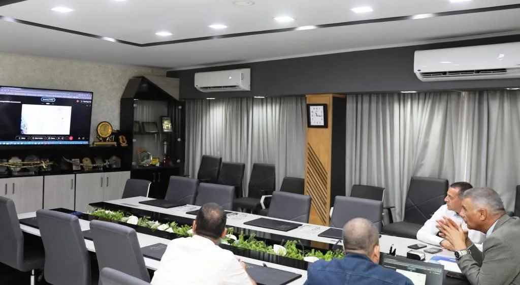 محافظ أسوان: نرحب بالتعاون مع الهيئة لتحقيق استثمارات أفضل من خلال تقنية الفيديو كونفرنس محافظ أسوان: نرحب بالتعاون مع الهيئة لتحقيق استثمارات أفضل من خلال تقنية الفيديو كونفرنس