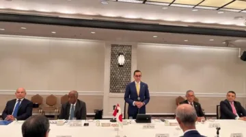 وزير الاستثمار والتجارة الخارجية يشارك في جلسة نقاشية في اليابان
